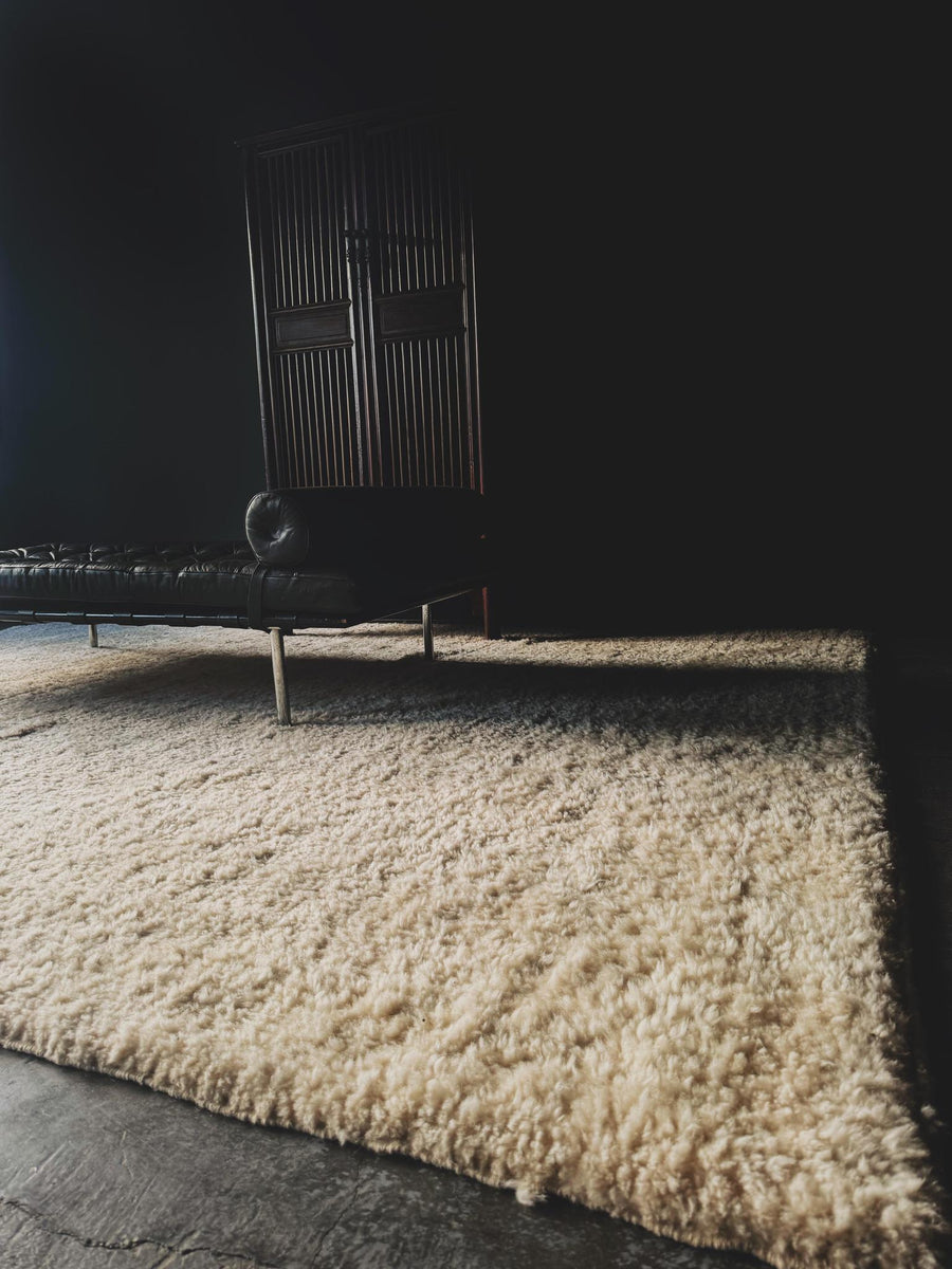 Awanay Handmade Argentinian Sheep Wool Rug