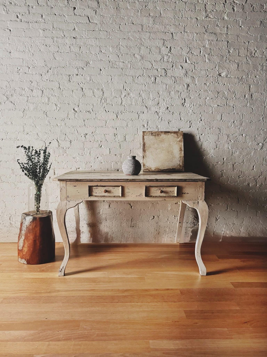 The Camille Table