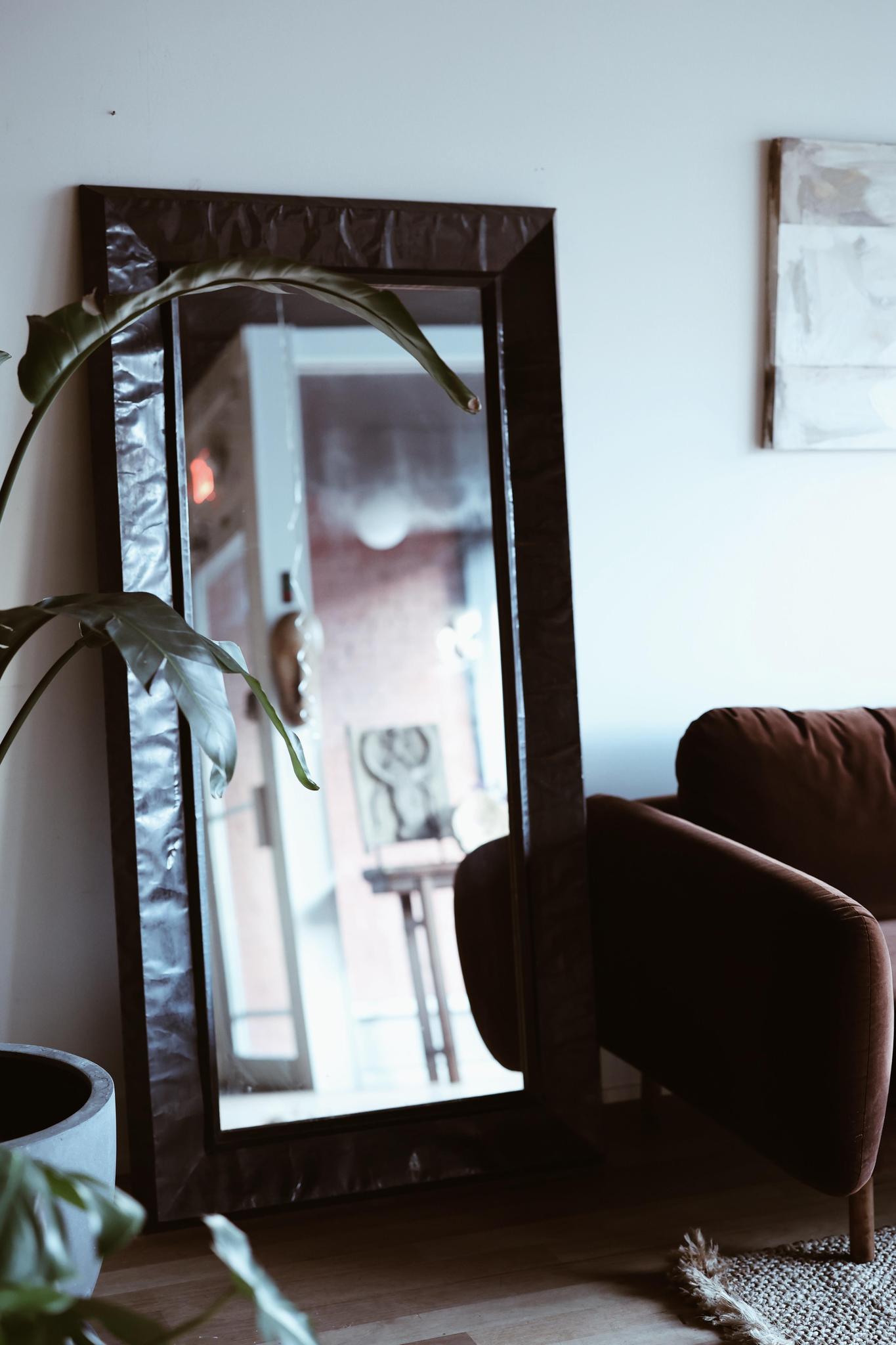 The Noir Looking Glass