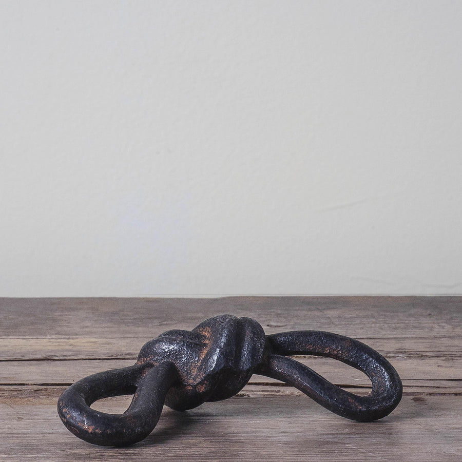 Roven Cast Iron Knot
