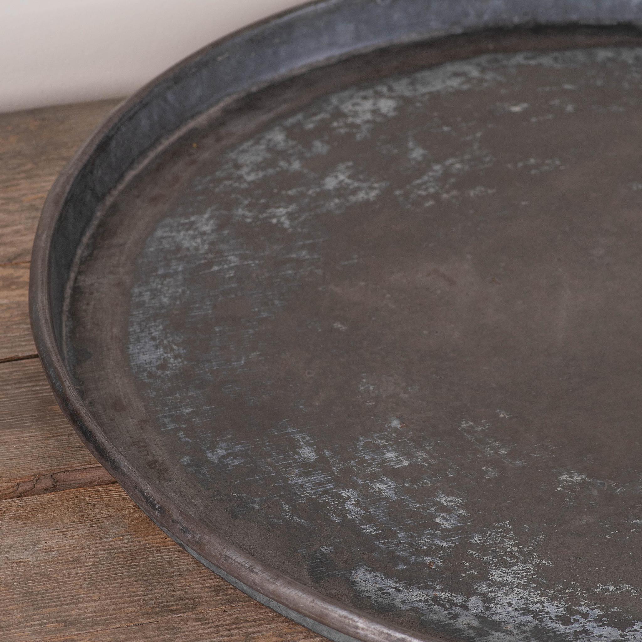 Iron Parat Tray