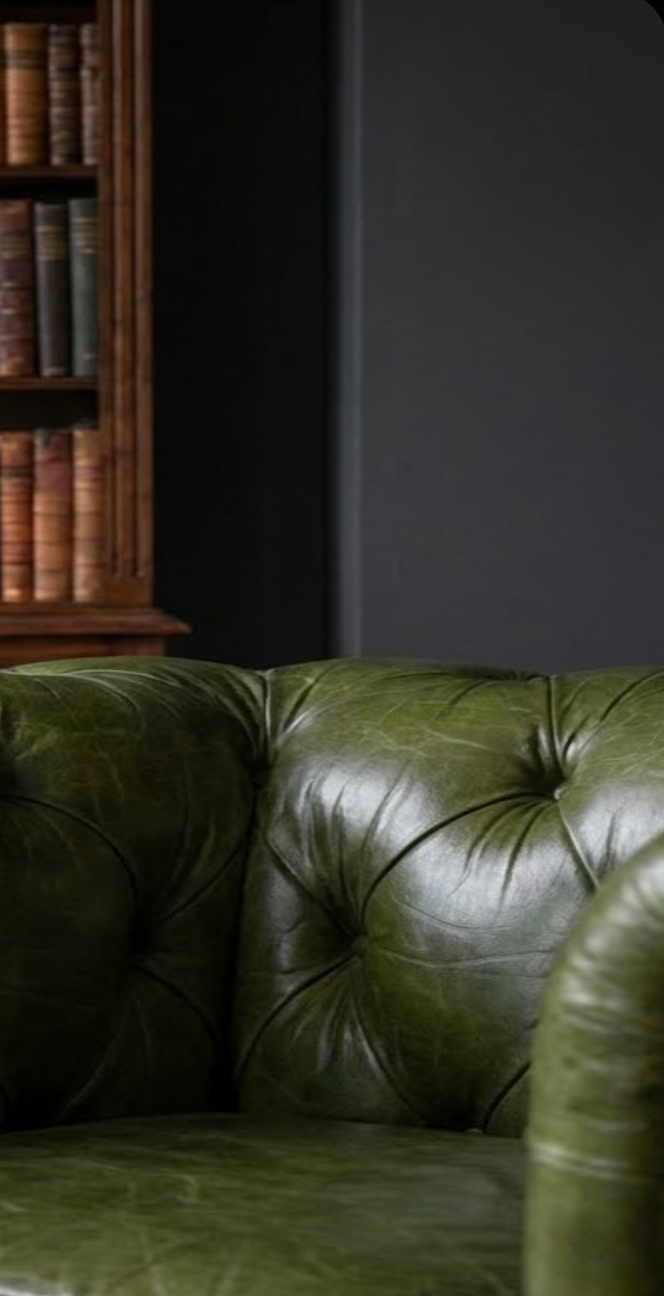 The Laurel Chesterfield