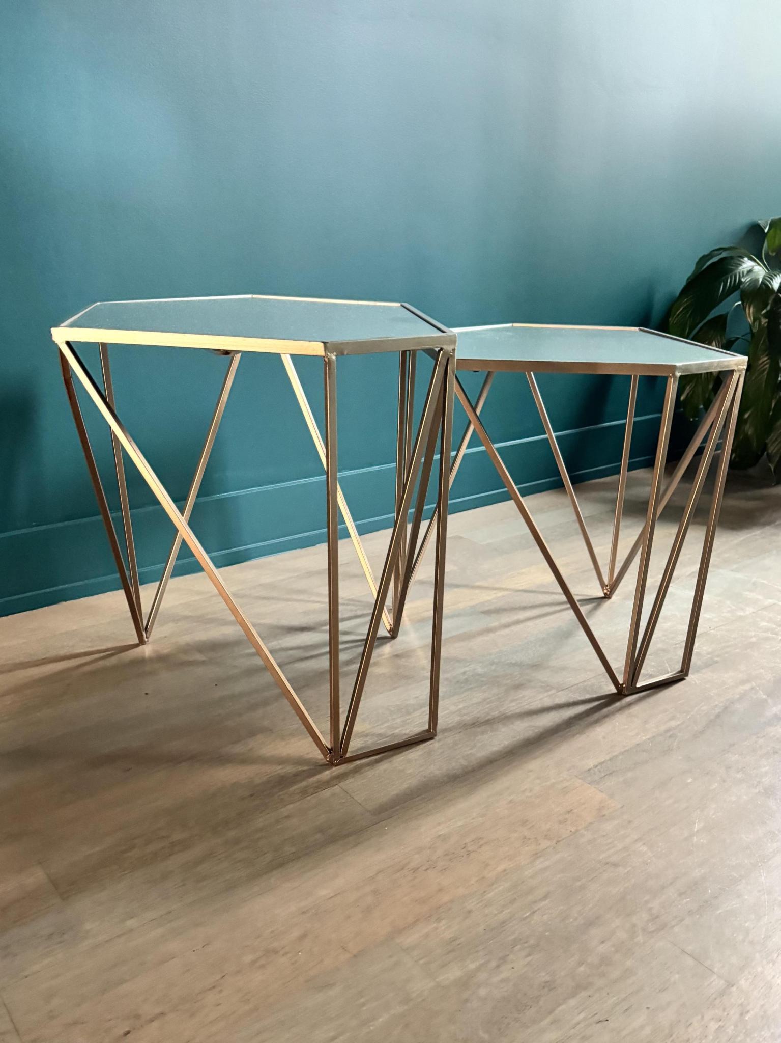 The Facets Table Set