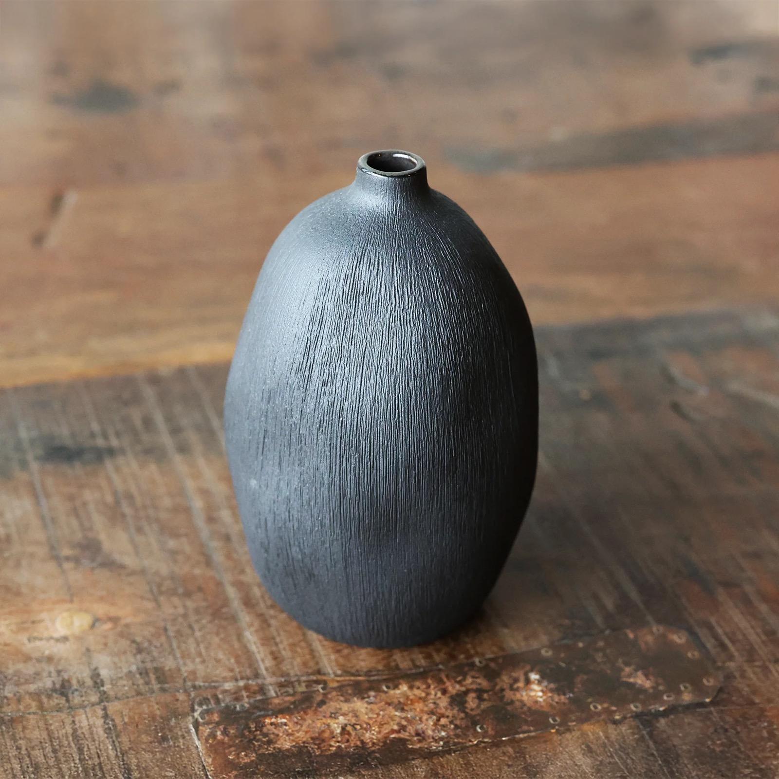 Gugu Porcelain Oval Vase