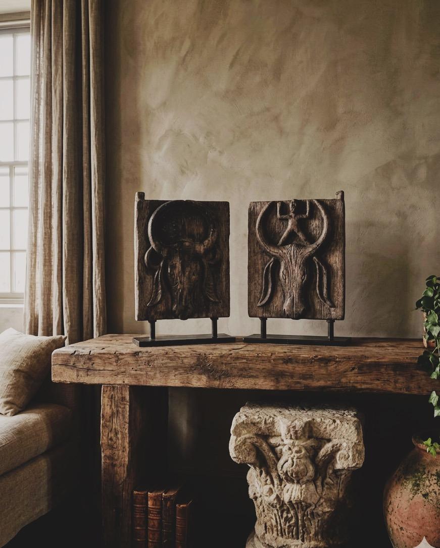 Sulawesi Door Carving, Figure and Bull