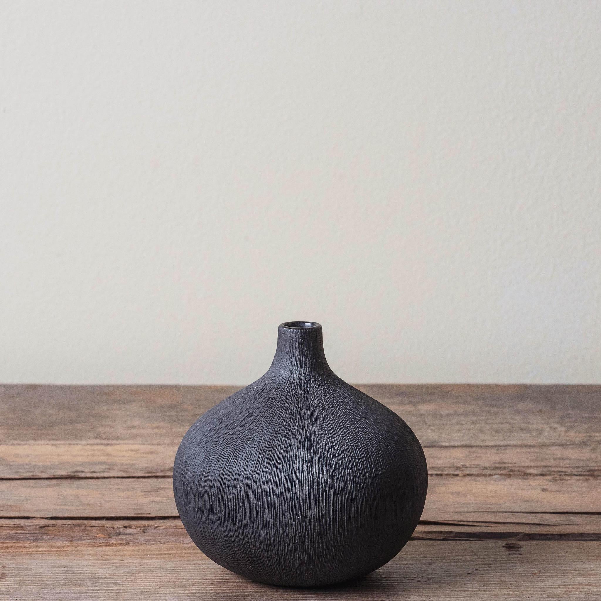 Congo Porcelain Bud Vase - Small