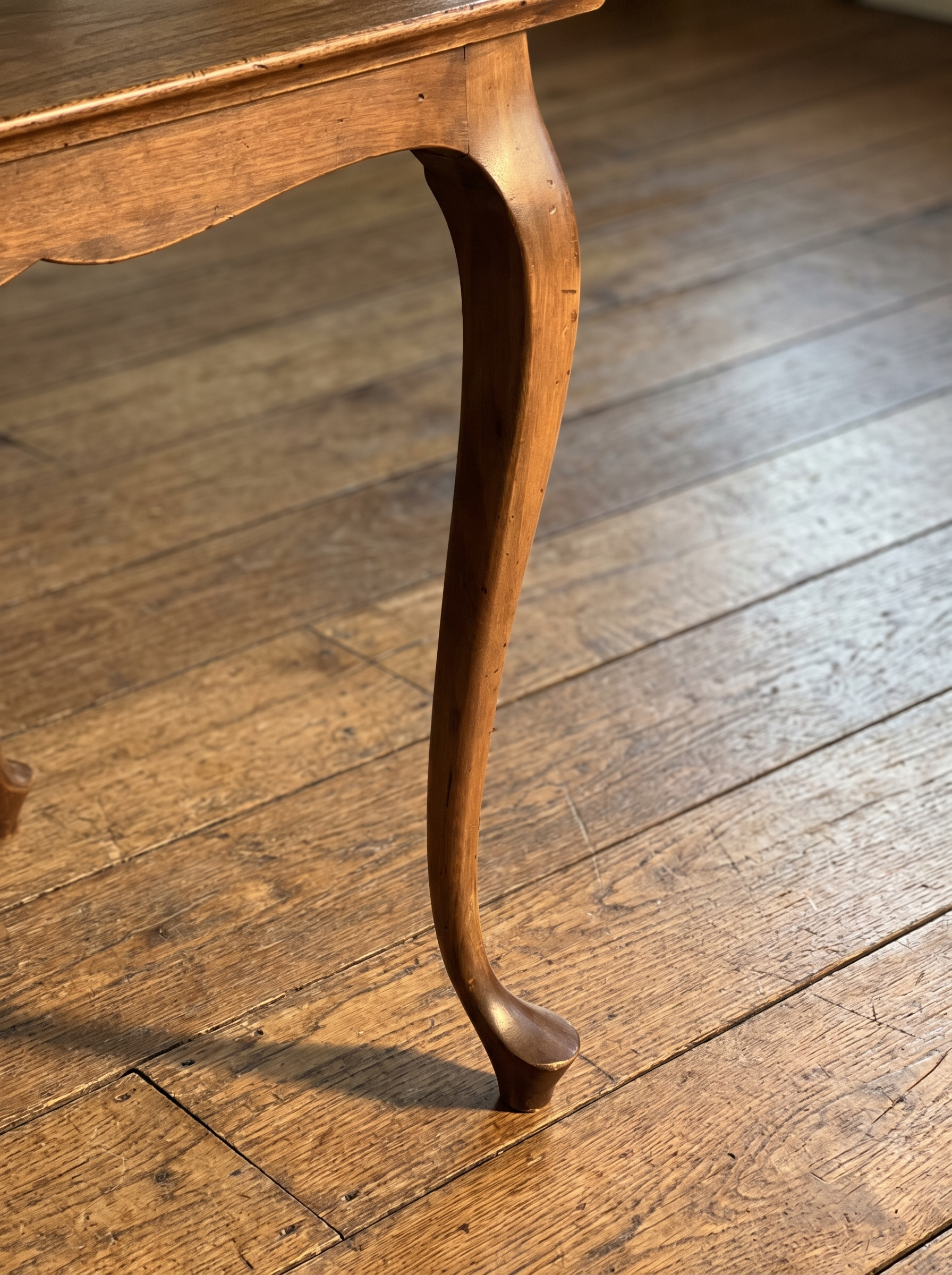 Detail of the cabriole leg and pad foot