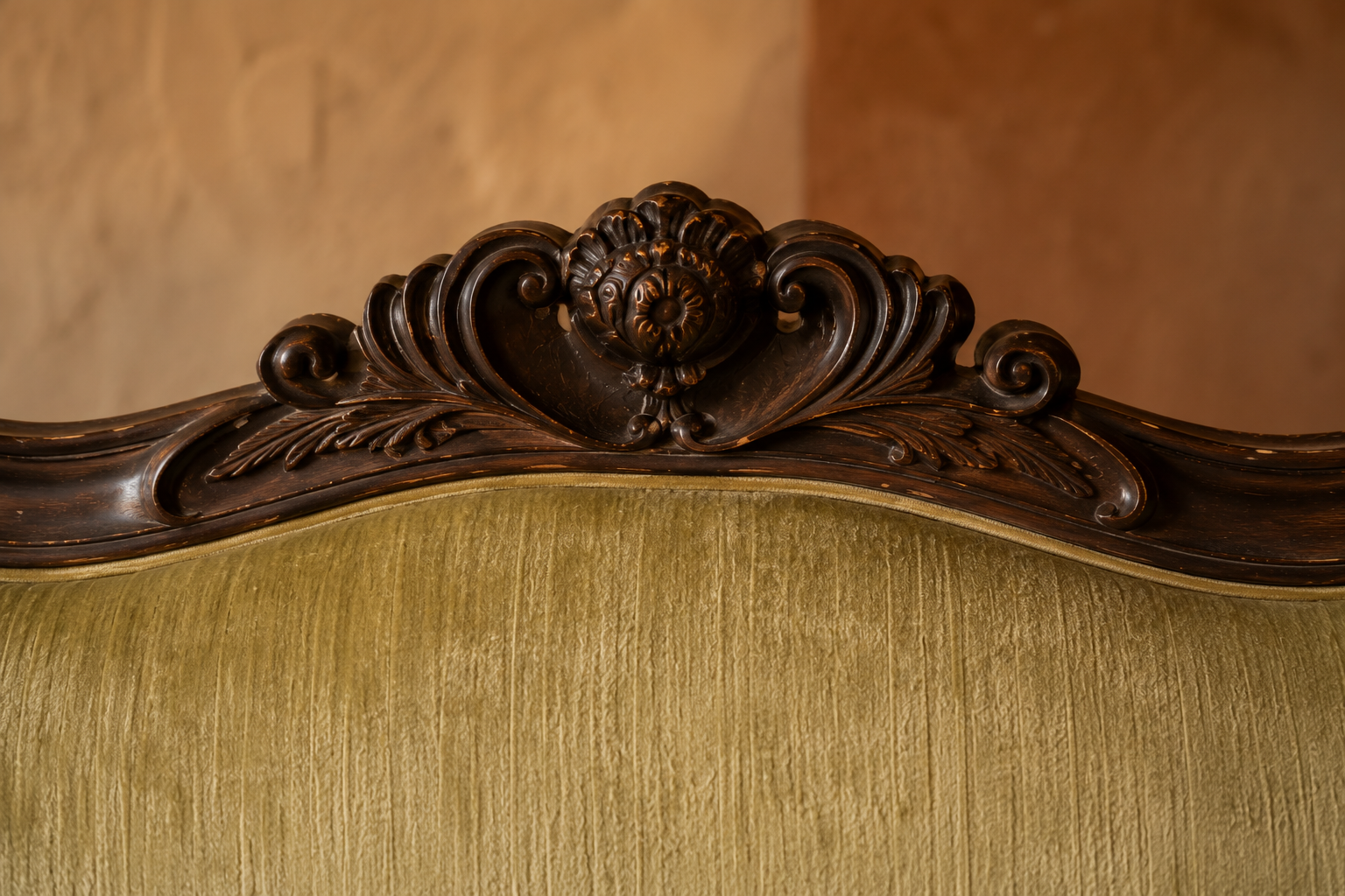 Rosaline Sofa