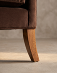 Tapered wood leg detail