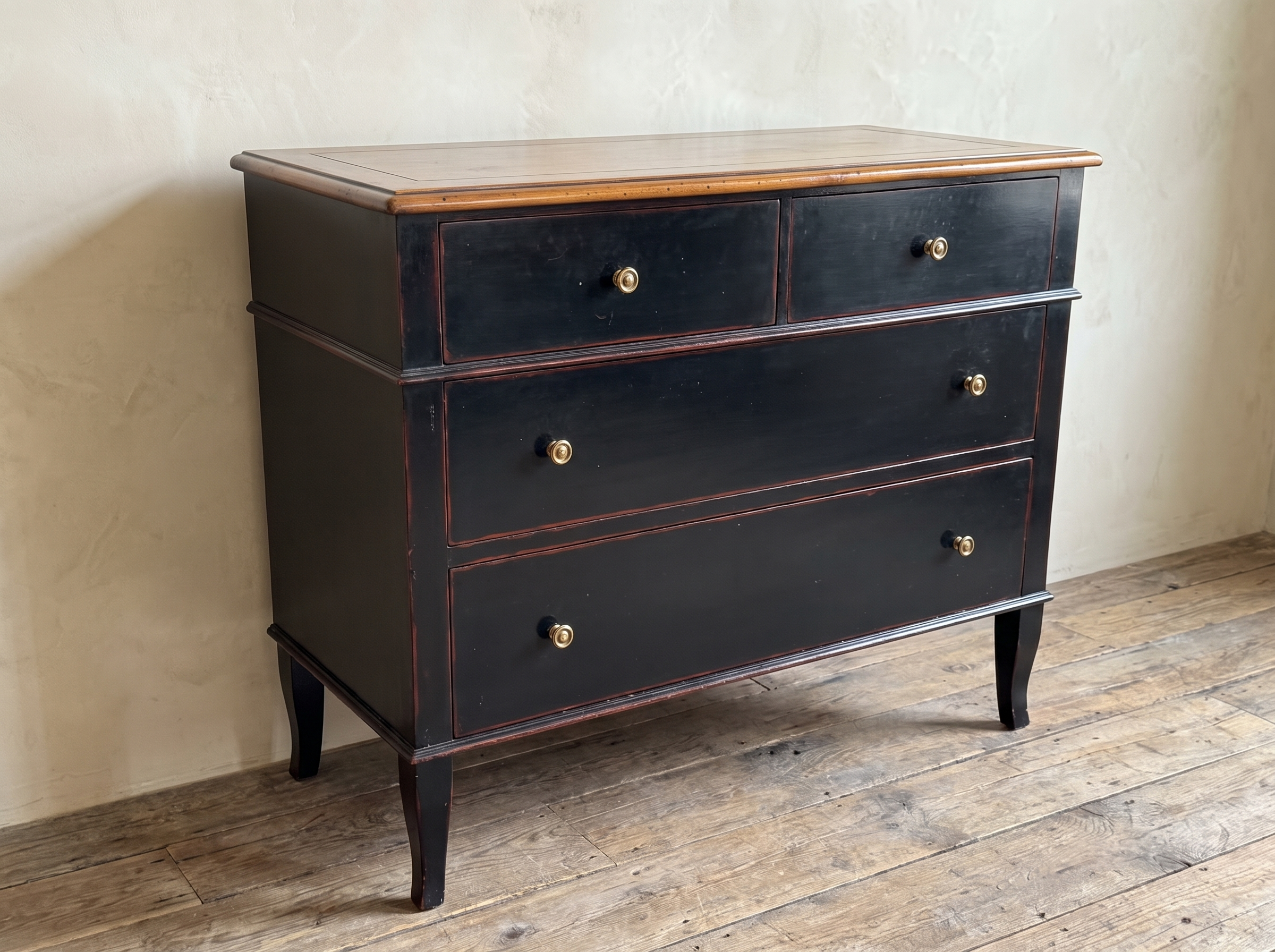 Atelier de Madeleine chest, three-quarter angle showing full form and construction