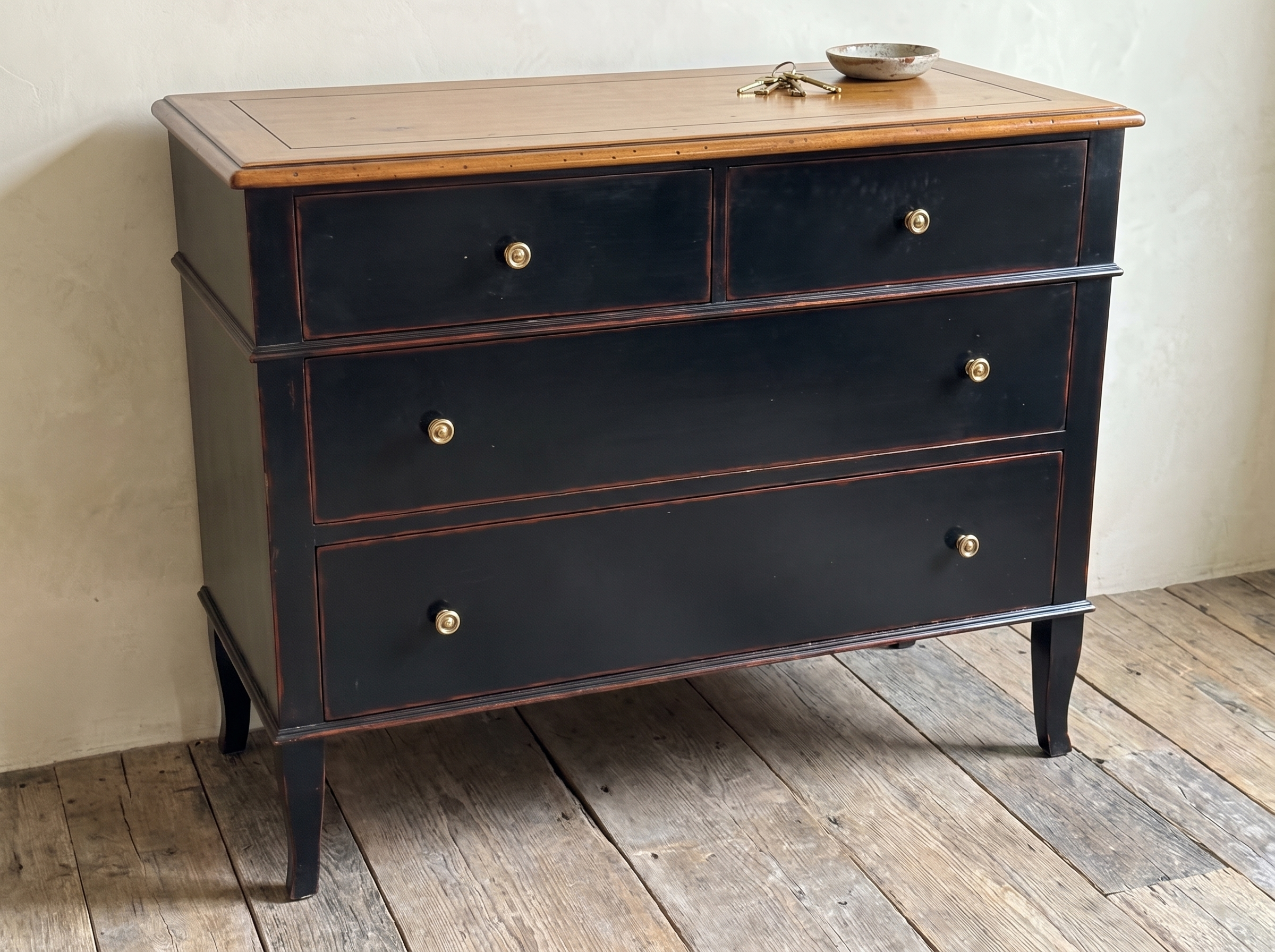 Atelier de Madeleine chest three-quarter view styled lightly with keys and a small dish