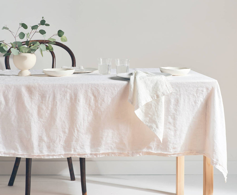 Linen Tablecloth With Contrast Stitching